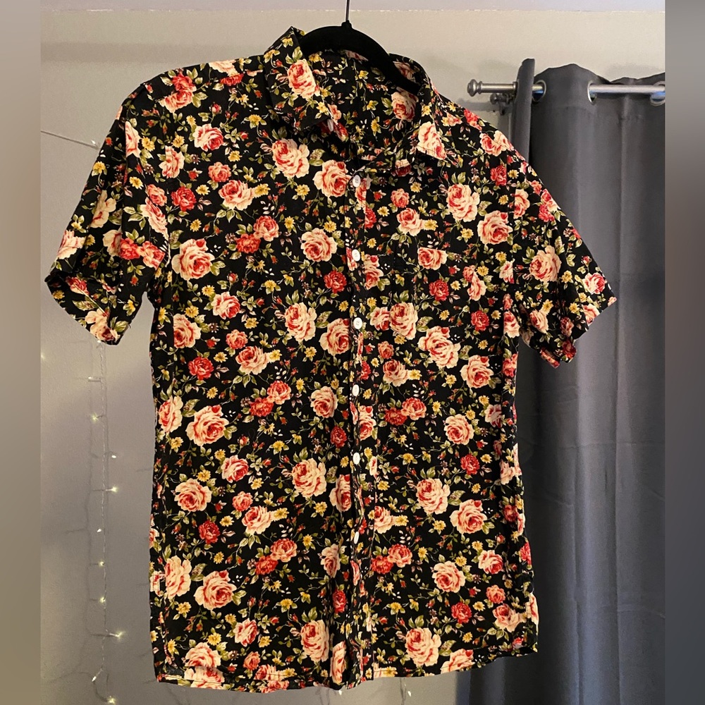 Men’s floral button down